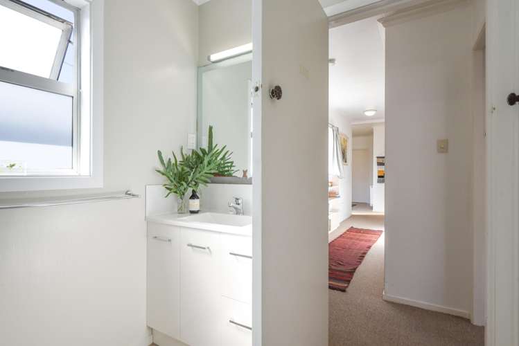 137 Koutu Road Kawaha Point_17