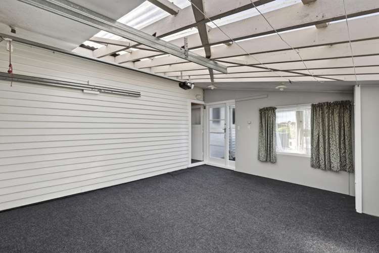 199 Seaview Road Westown_23