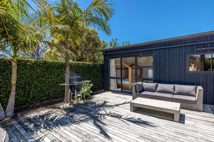 332 Sea View Road Onetangi_22