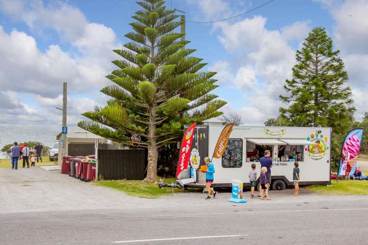 9 Mangatoetoe Grove Cape Palliser_21