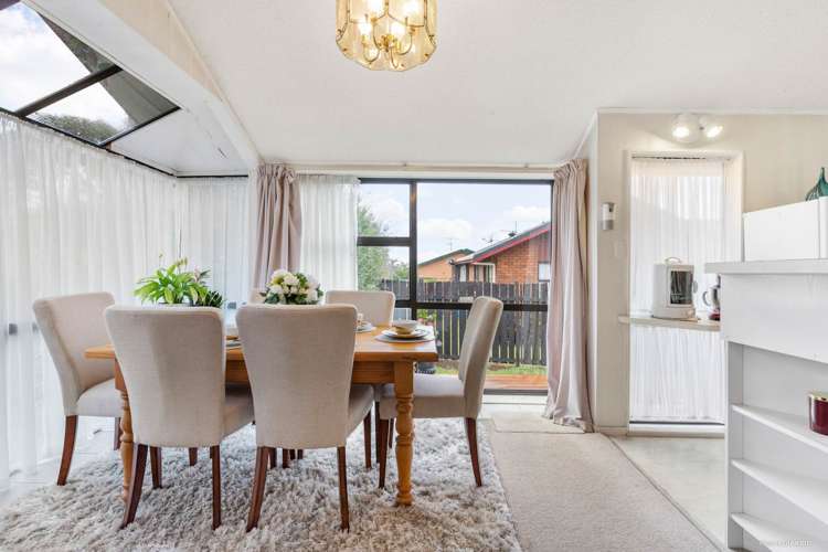 2/288 Queen Street Pukekohe_5