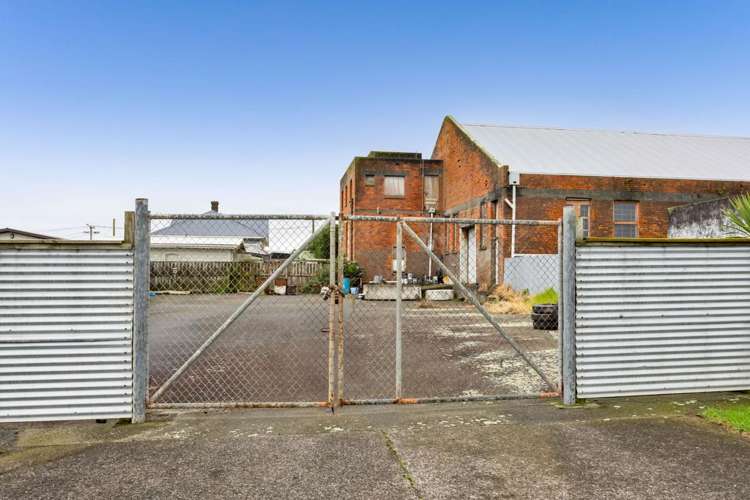 107 Egmont Street Patea_24