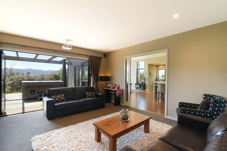 6 Bretby Court Jacks Point_14