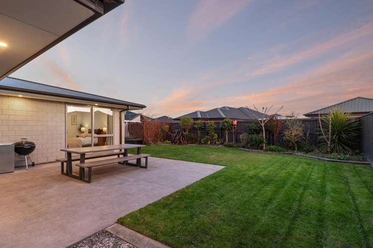 30 Whitehorn Drive Lincoln_11
