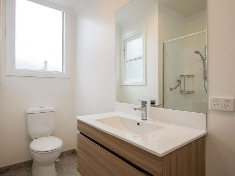 169 North Road North East Valley_13