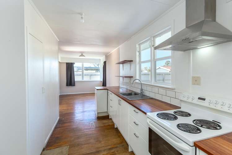 97 Cameron Crescent Masterton_10