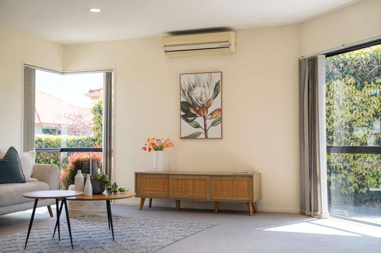 4 Regent Way Taradale_11