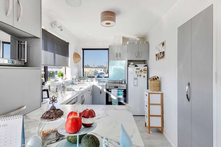 2/502 Devon Street East Strandon_7