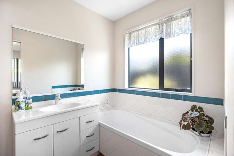 49 Showgate Avenue Sockburn_11