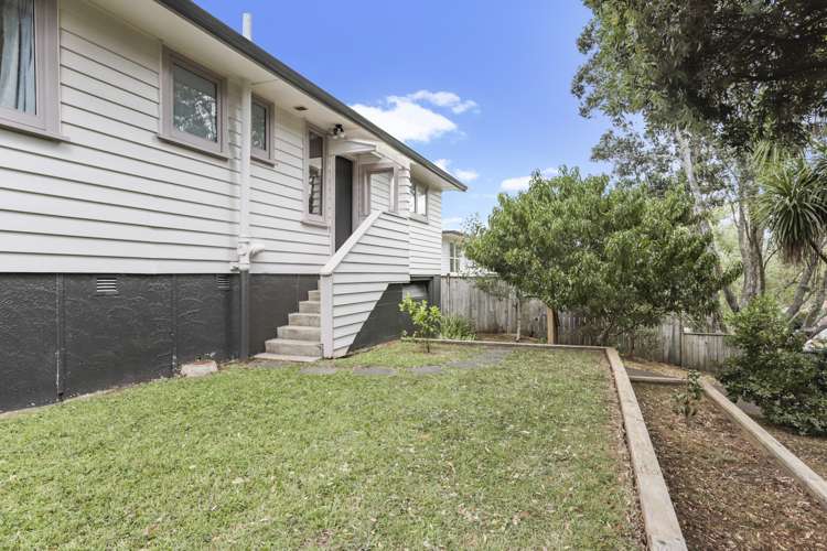 30 Rimutaka Place Titirangi_15