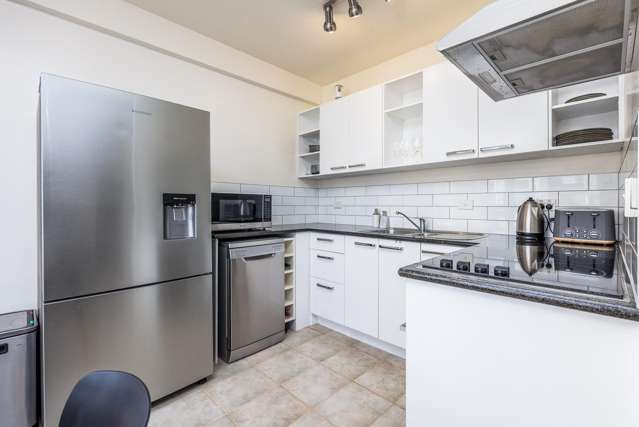 10/9 Basque Road Eden Terrace_1