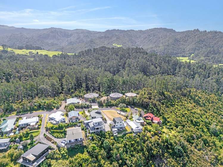 8 Hinemoa Terrace Tairua_13