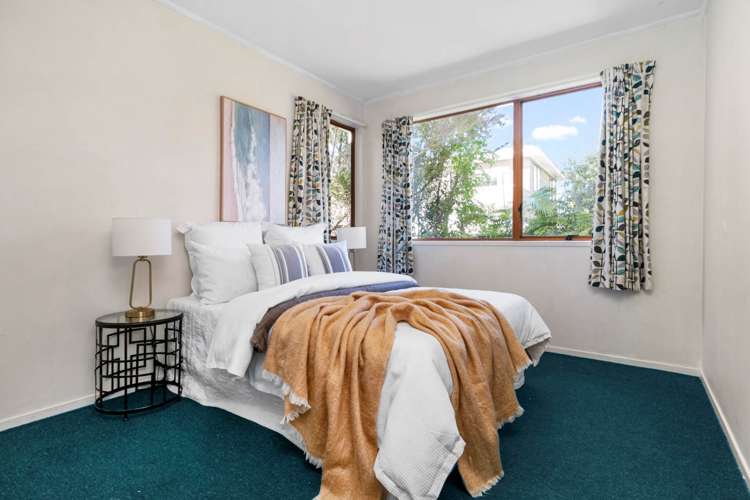 14 George Herring Place Glen Eden_9