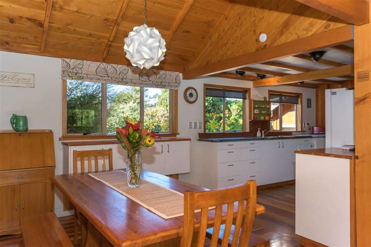 52 Bush Road Tuamarina_5