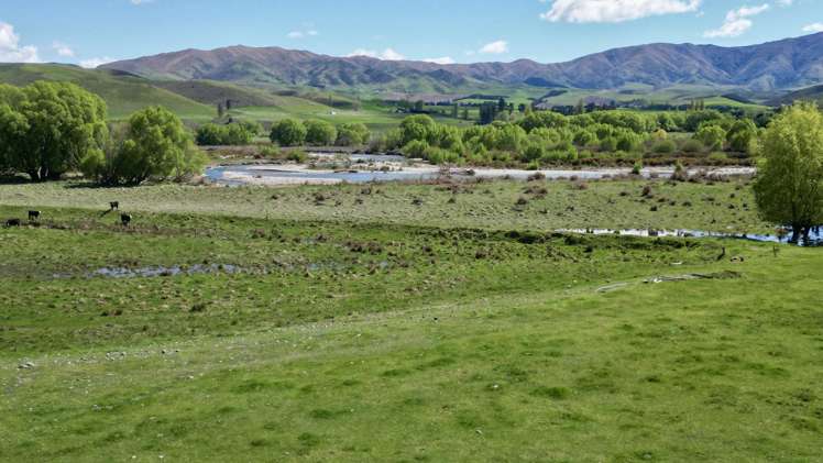 307 McHenrys Road Kurow_17