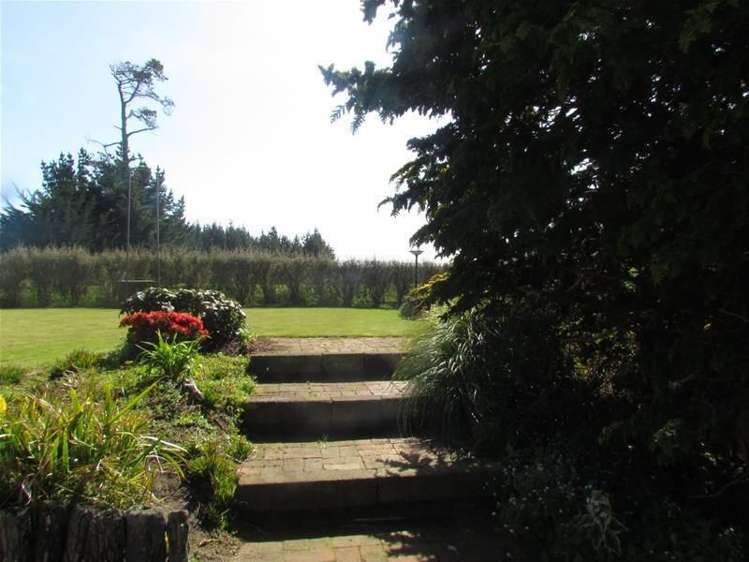 174 Main South Road Green Island_20