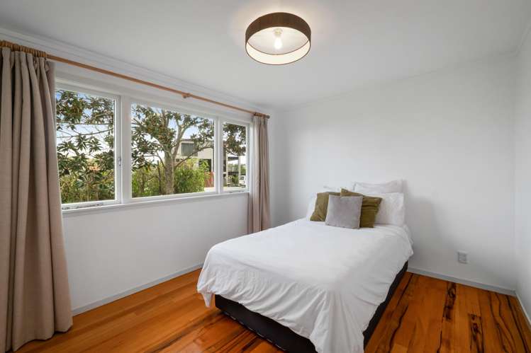 36 Seaview Ave Te Puru_8