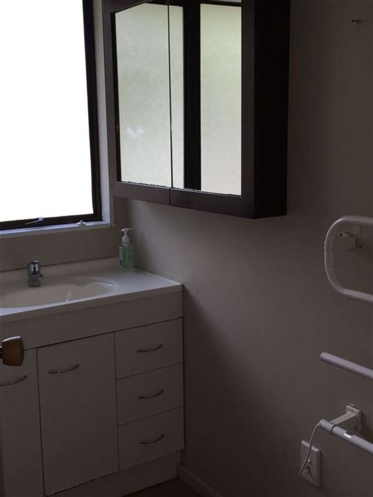 2/83 Kaurilands Road Titirangi_8