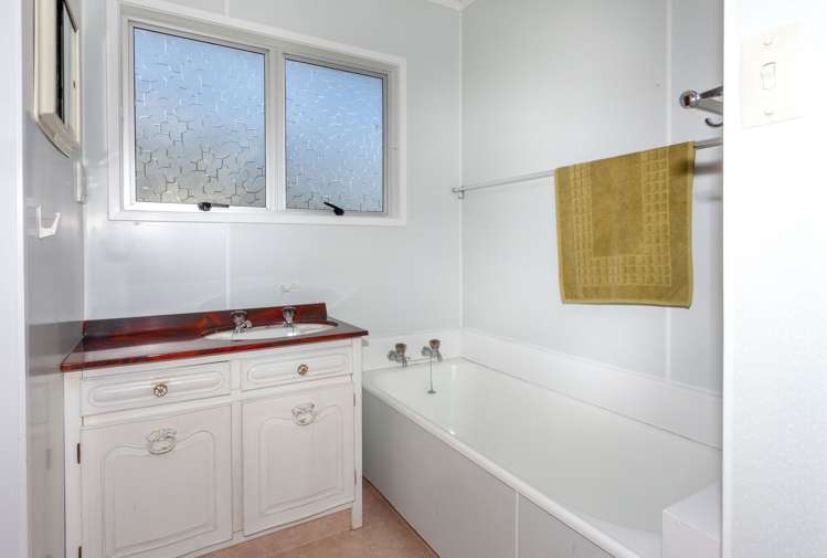 14 Wharekaho Crescent Whitianga_15