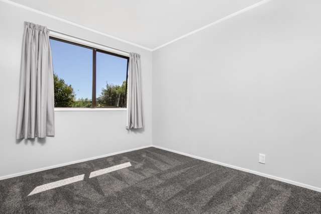 2/12 Palmers Road Clendon Park_3