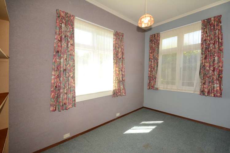 20 Aytoun Street Shiel Hill_13