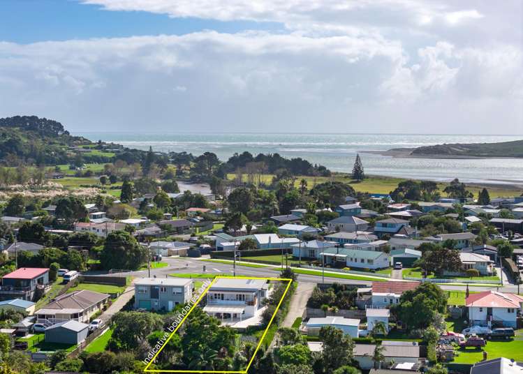 70 Wainui Road Raglan_32