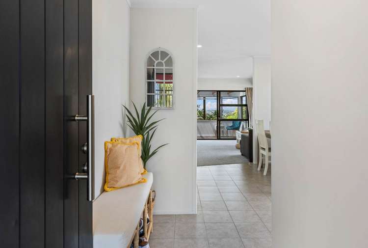 1/11 Hall Road Glenfield_2