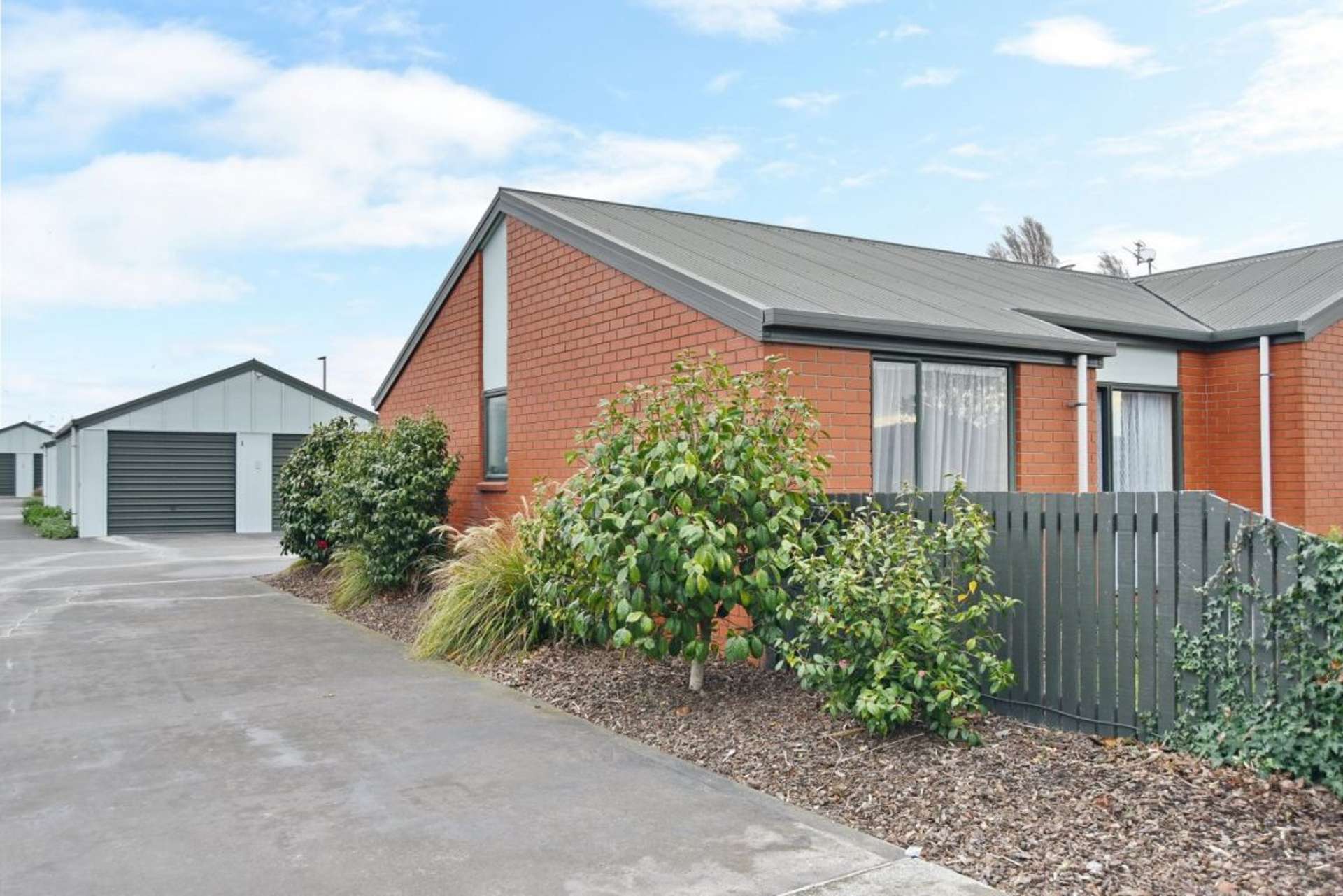 214a Breezes Road Aranui_0