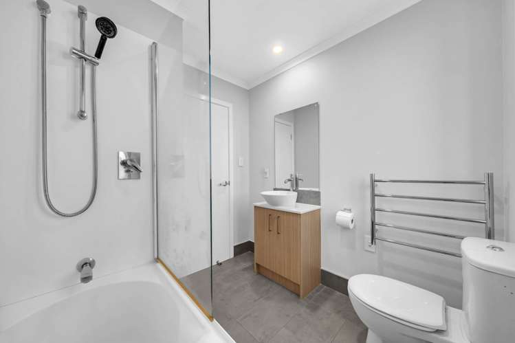 12 Panakenake Way Flat Bush_15