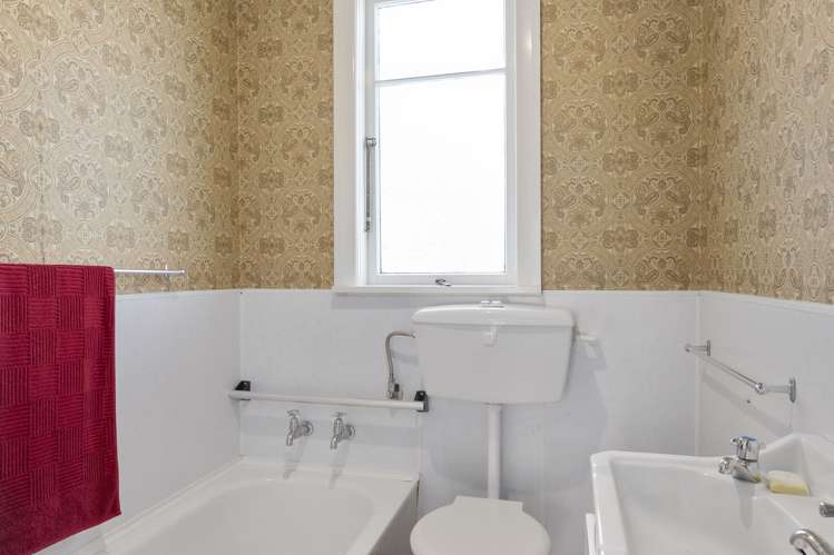 1/9 Willow Avenue Stoke_11