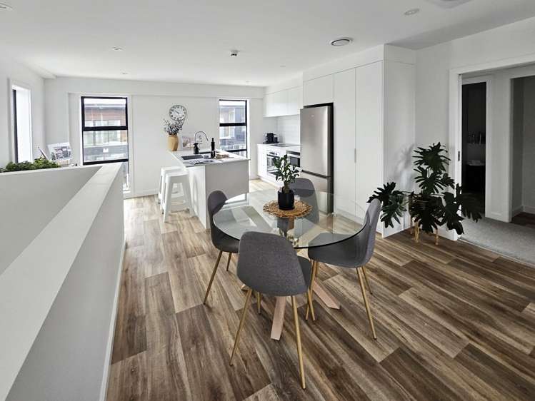 Unit 9, 15 Keehan Drive Hilltop_1