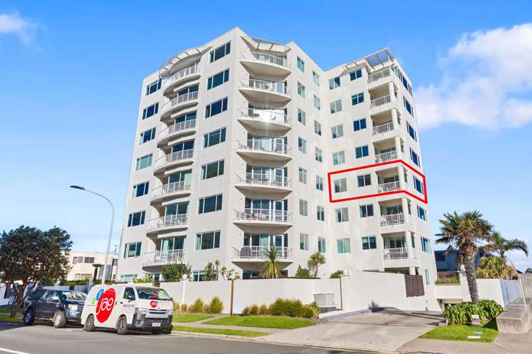 21/12 Maunganui Road_0