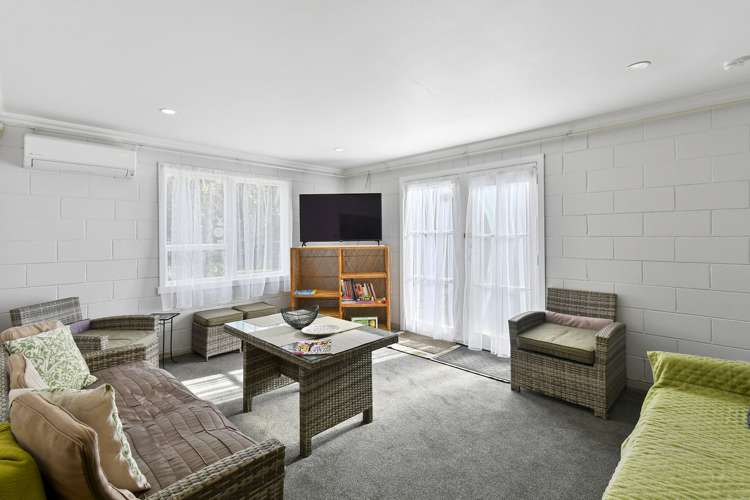 29 Fairview Avenue Opaheke_14