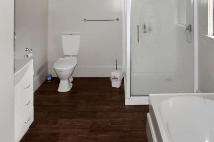 32 Cambridge Street Milson_5