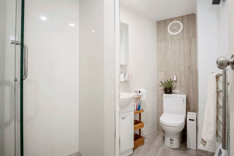 43 Ridgewood Crescent Birkenhead_11