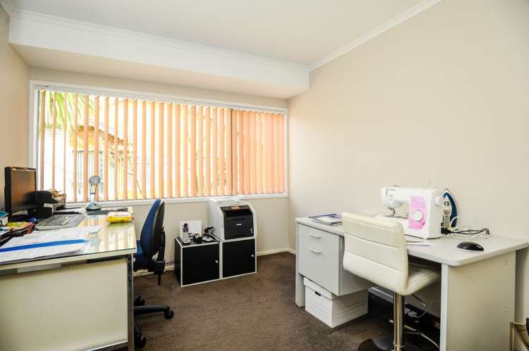 17 Ridge Valley Drive Browns Bay_17