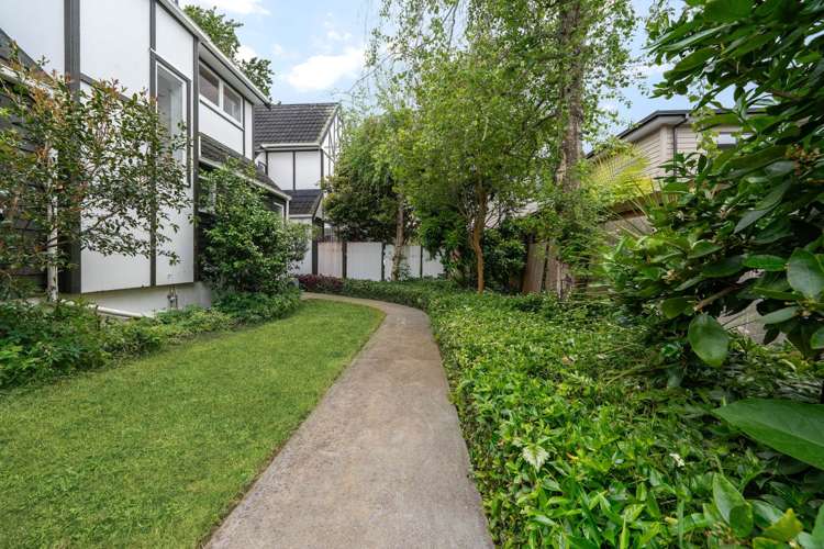 8/23 Cleary Road Panmure_14