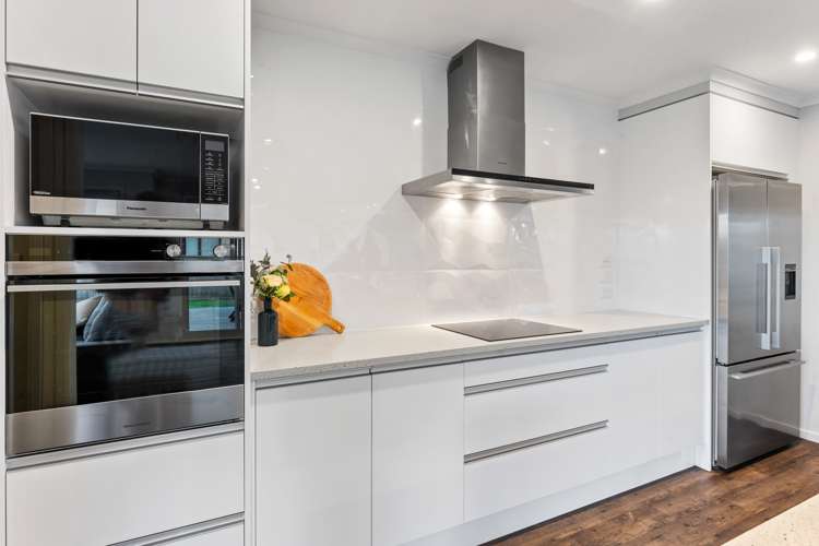 15 Orchard Terrace Riverhead_6