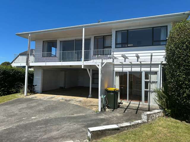 12 Copperfield Terrace Mellons Bay_1