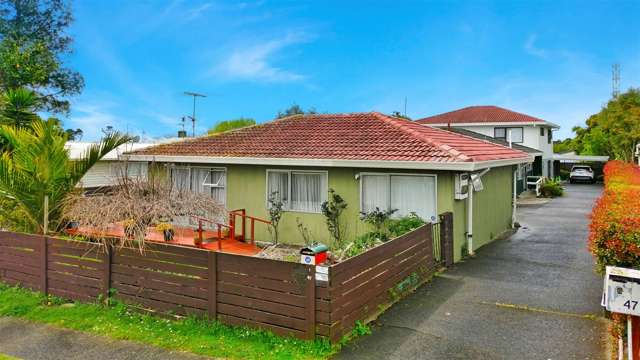 1/47 Flanshaw Road Te Atatu South_1