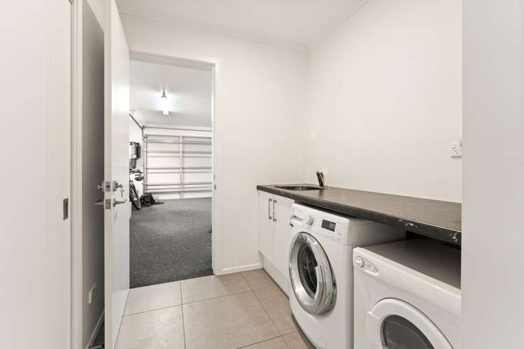 17 Thornly Park Avenue Mosgiel_19