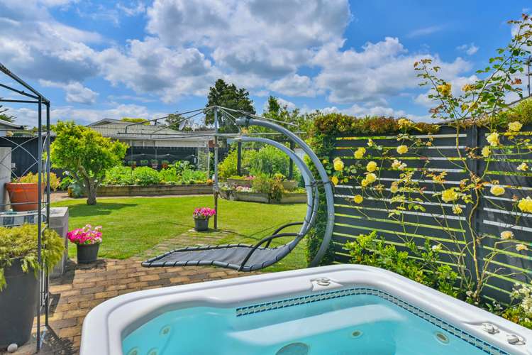 24 Fairview Avenue Opaheke_12