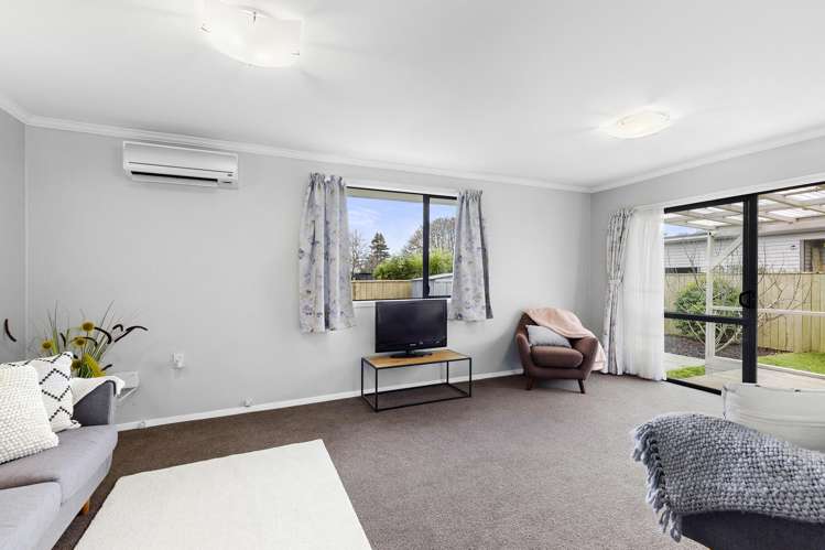 2/7 Norana Road Maoribank_7