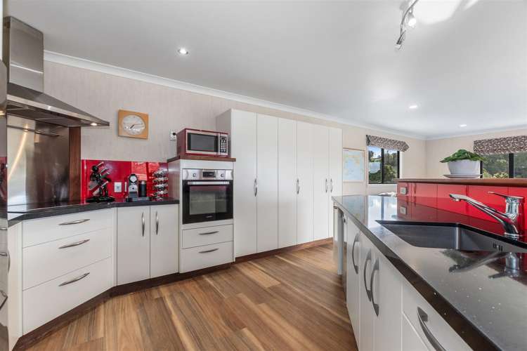 9 Nihotetea Lane Maunu_4