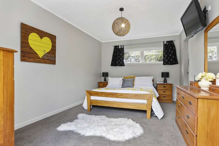 71 Godley Road Green Bay_11