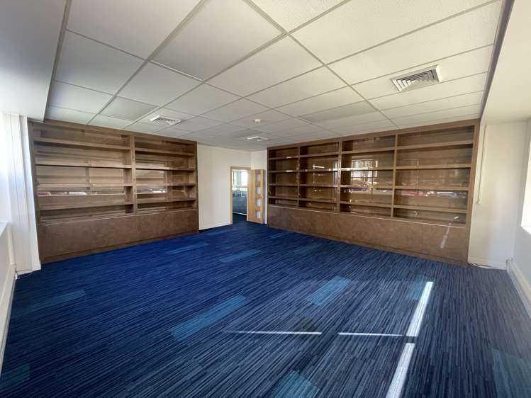 15 Osterley Way Manukau City_7