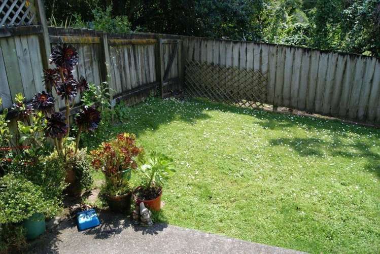 8/61a Birkdale Road Birkdale_4