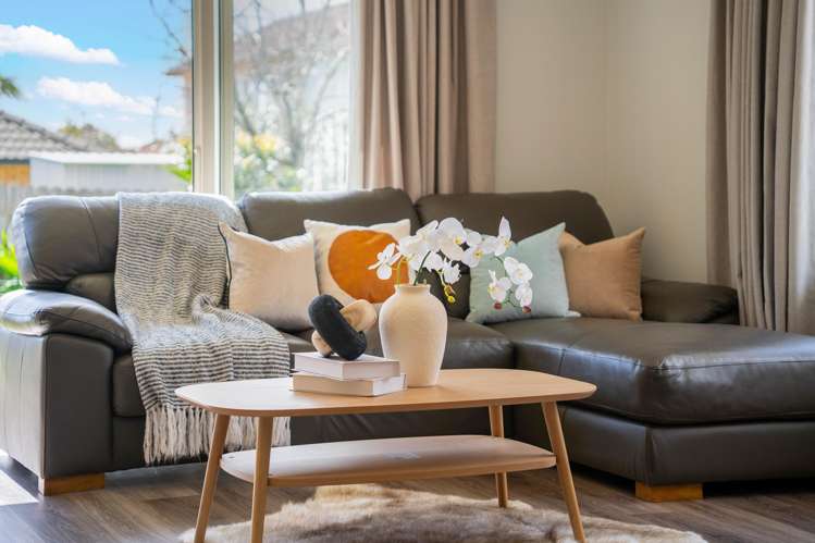 8 Belcoo Crescent East Tamaki_29