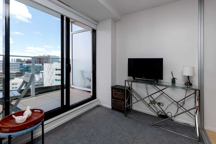 1702/8 Airedale Street_5