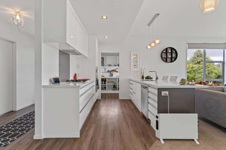 1 Heathfield Drive Mosgiel_6